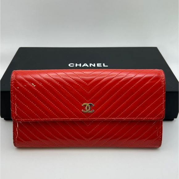 Chanel Long Wallet with COA  CC Logo Chevron Paten Leather Dust Bag & Box Red